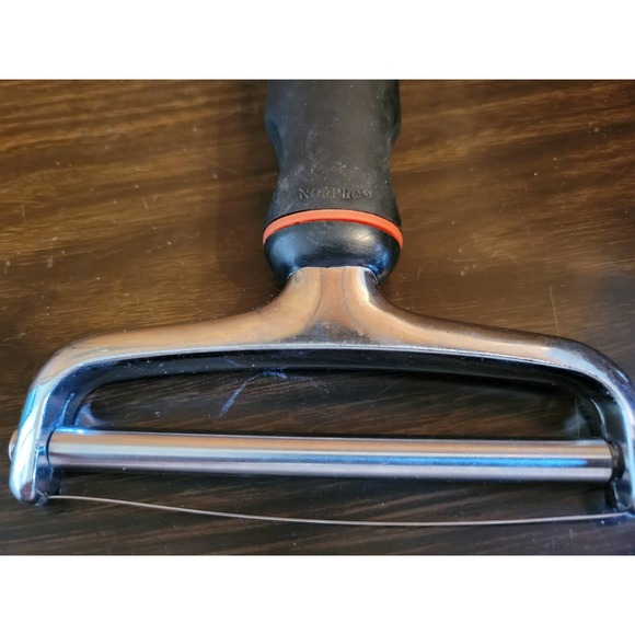 Norpor EZ Grip Stainless Steel Cheese Slicer - Black Handle - Picture 2 of 4